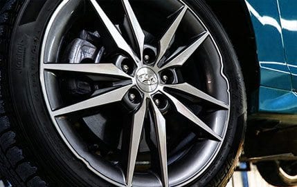 When cars hit a pothole or other physical road hazard, the impact causes deformation of the aluminum rim. Tire Butler uses a hydraulic press to return the rim to its original shape. If the front lip of the rim is deformed, then the customer may also elect to have rim re-painted or re-machined. Rim repairs typically take 3-5 business days, depending on severity of damage.